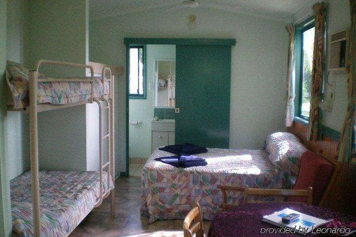 Whiterock Leisure Park Hotel Кернс Екстериор снимка